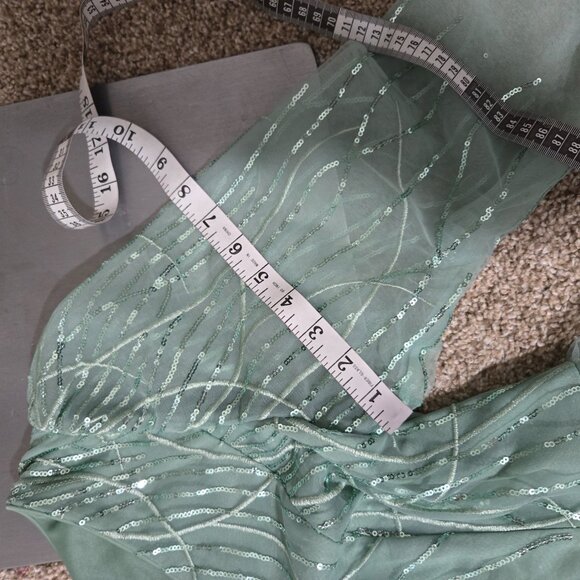 Sz 2XL (US 12) Ever Pretty Light Green Tulle Long-Sleeve Plunge Gown w Sequins - Picture 6 of 10